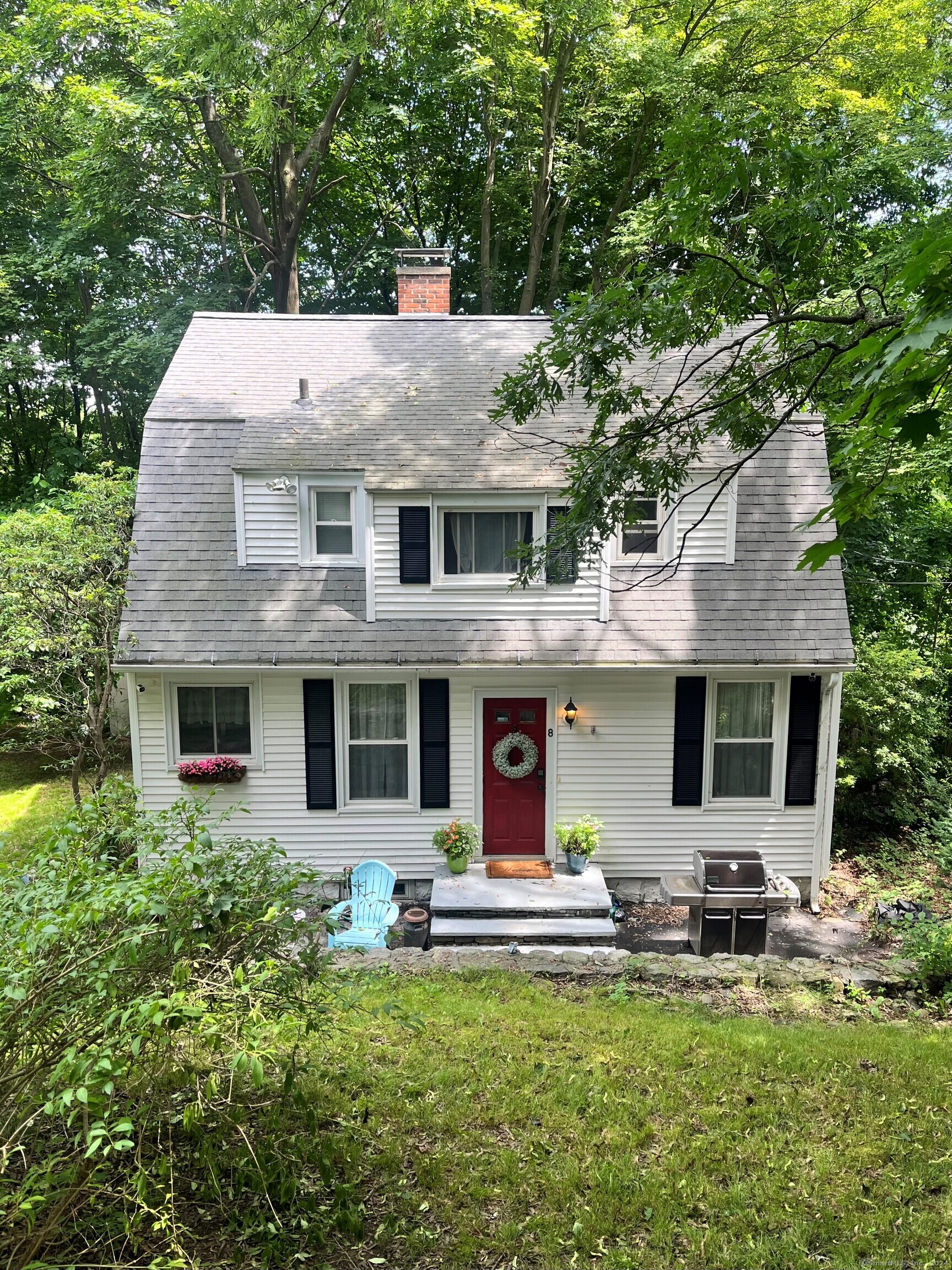 View Waterbury, CT 06708 house