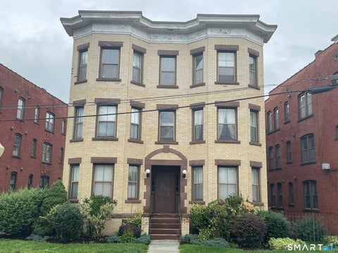 Condo For Sale - 34 Essex Street #2F<br/> Hartford, CT 06114