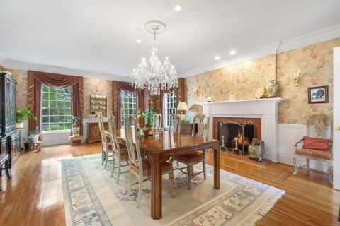 A home in New Canaan