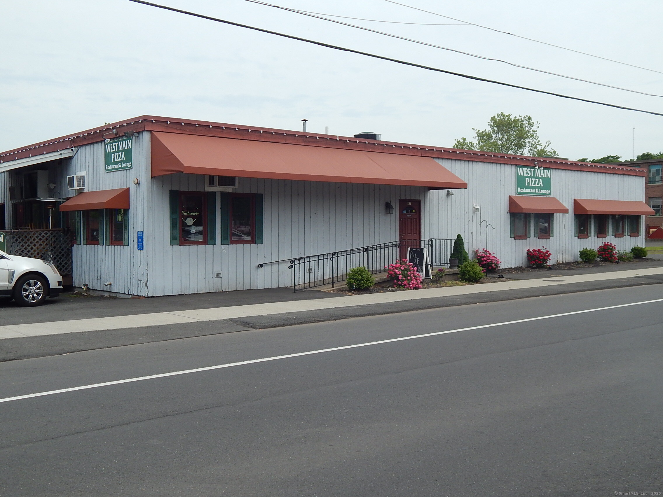 93 East Main Street