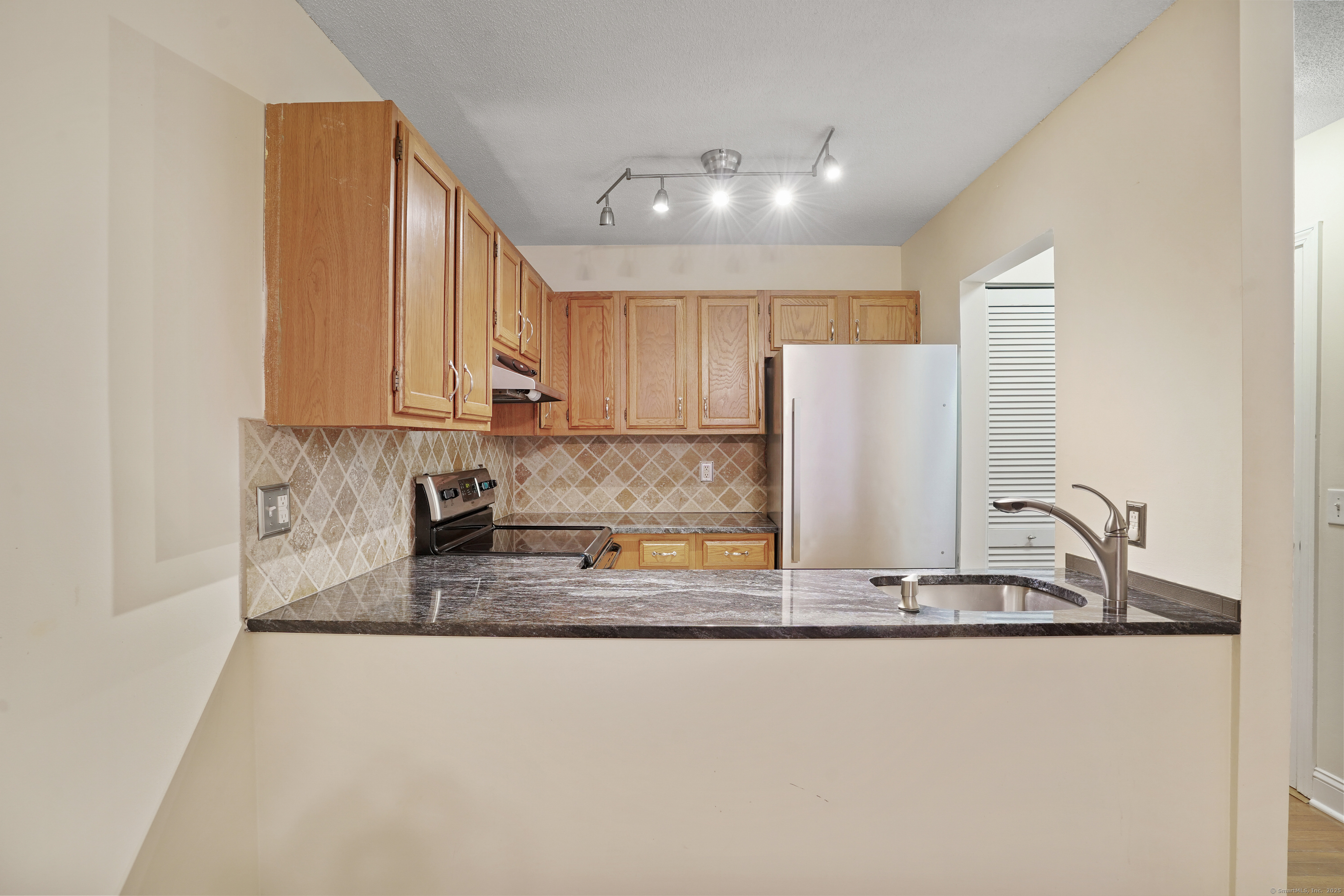 55 Oil Mill Road #APT 38, Danbury, Connecticut image 15