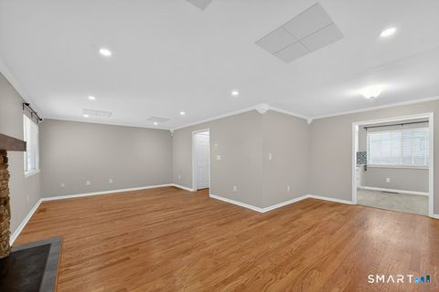 Tiny photo for 175 Beacon Hill Common #175, Beacon Falls, CT 06403 (MLS # 24173852)