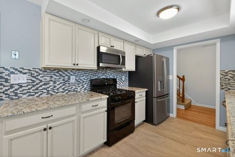 Tiny photo for 175 Beacon Hill Common #175, Beacon Falls, CT 06403 (MLS # 24173852)
