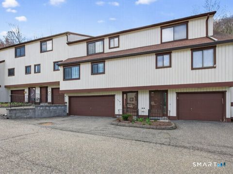 175 Beacon Hill Common 175 Beacon Falls CT 06403
