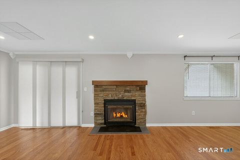 Tiny photo for 175 Beacon Hill Common #175, Beacon Falls, CT 06403 (MLS # 24173852)