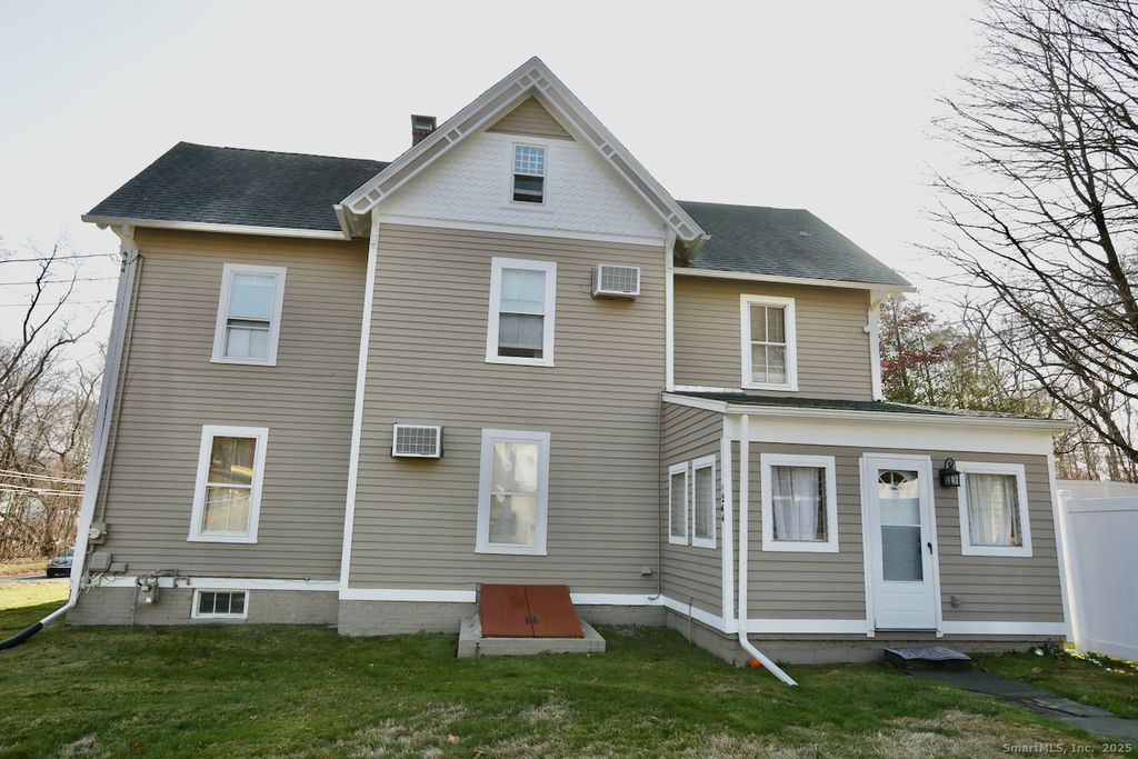 Photo of 1244 Shepard Avenue, Hamden, CT 06514 (MLS # 24143112)