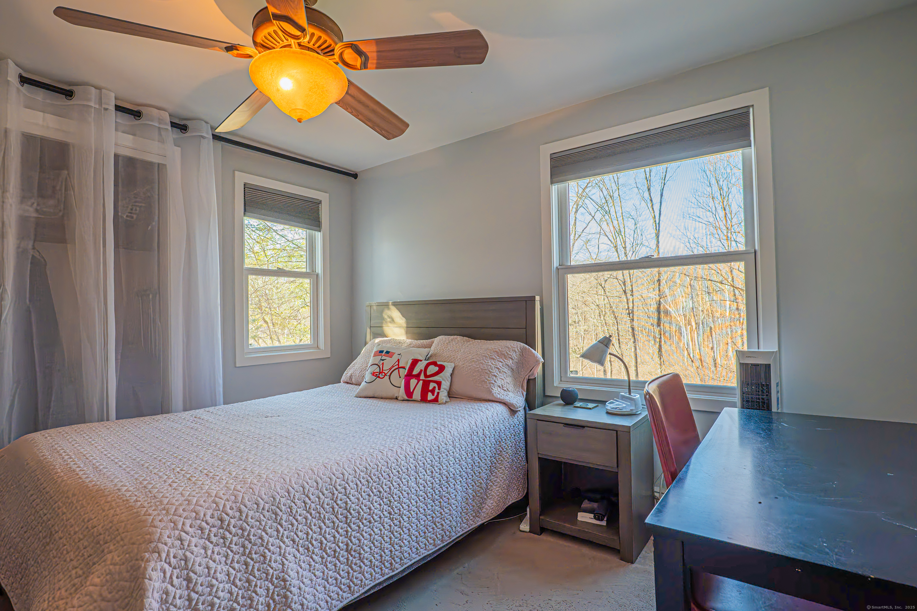 41 Meetinghouse Terrace, New Milford, Connecticut image 10