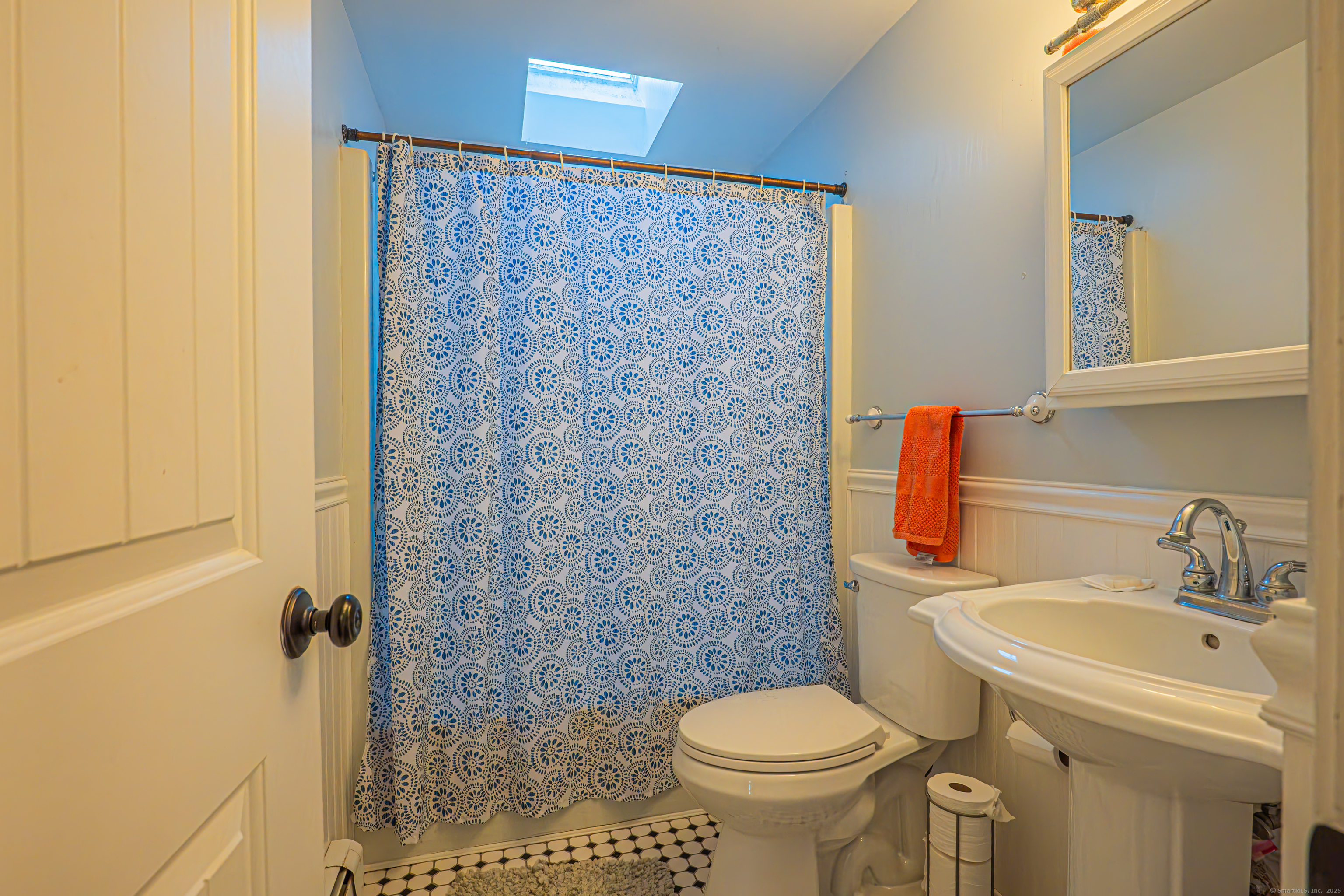 41 Meetinghouse Terrace, New Milford, Connecticut image 8