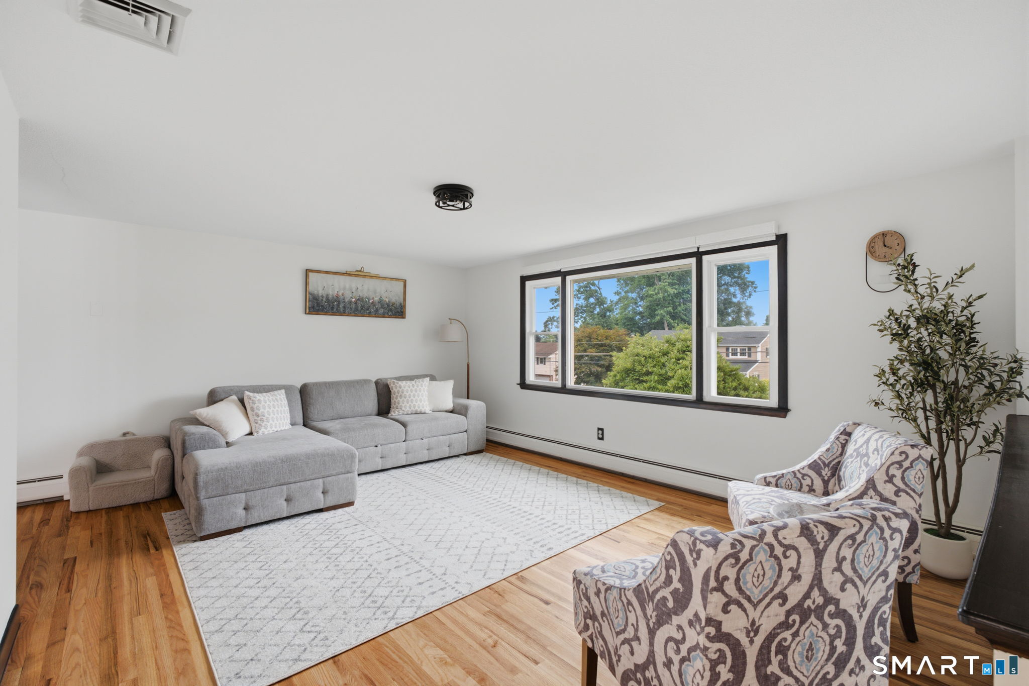 30 Jeffrey Lane