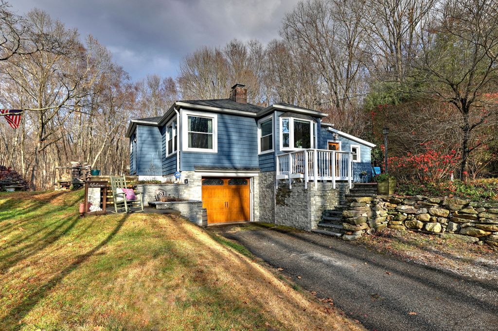 Photo of 61 Moss Avenue, Seymour, CT 06483 (MLS # 24141171)