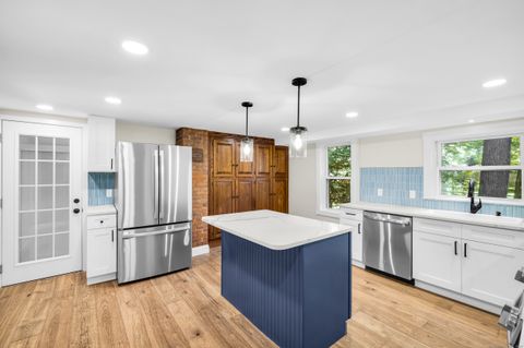 48 Water Street 1 Glastonbury CT 06073