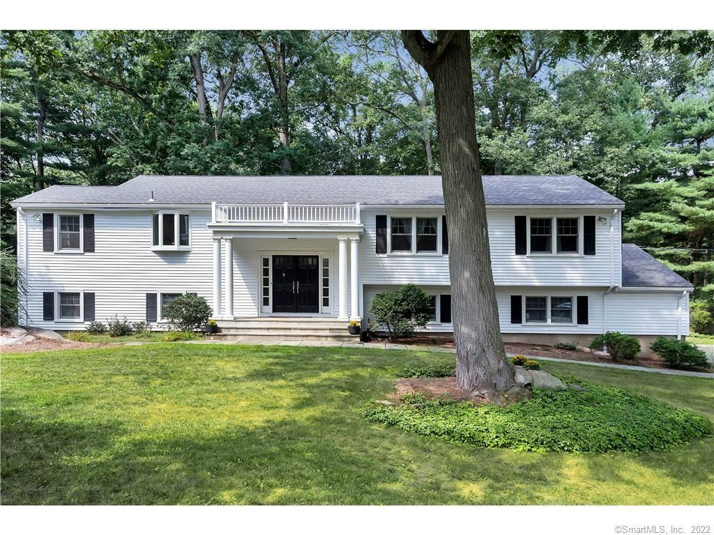 Photo 1 of 23 Highline Trail, Stamford, Connecticut, $856,000, Web #: 170417135