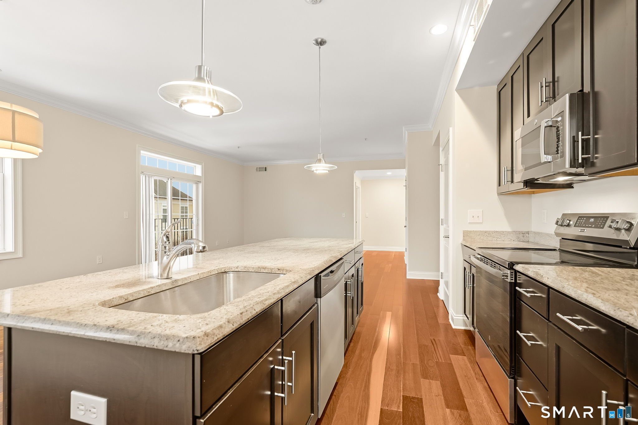 142 East Avenue A305