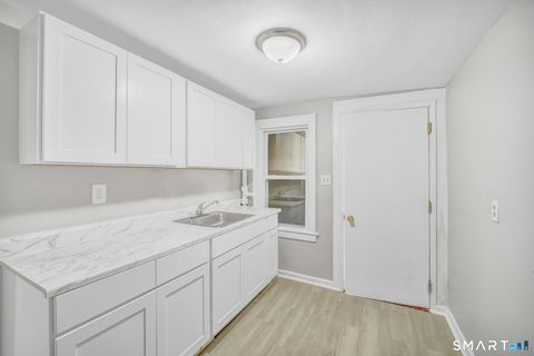 Tiny photo for 4 Templeton Street #2A, Waterbury, CT 06710 (MLS # 24157018)