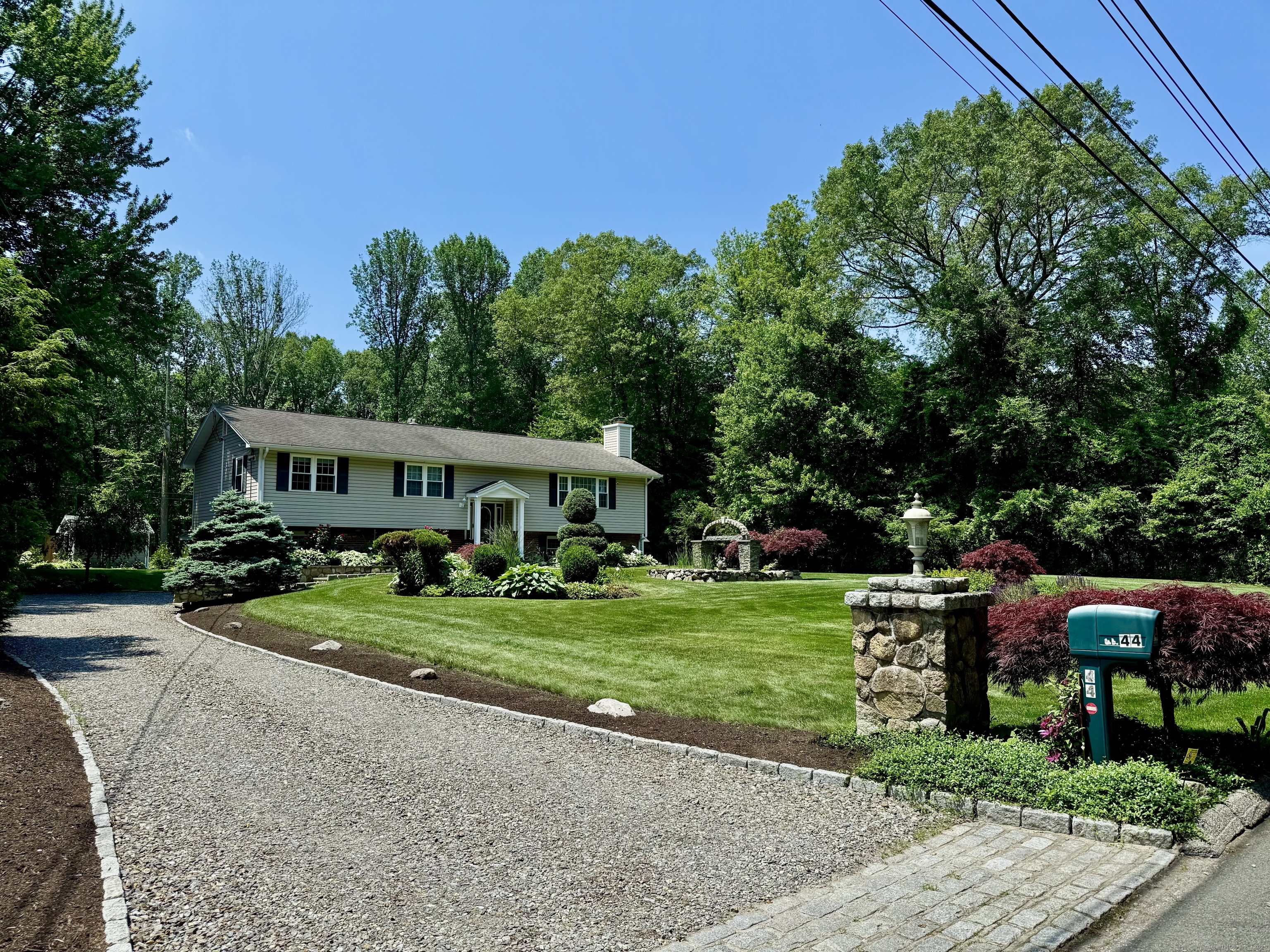 44 Fawn Hill Road