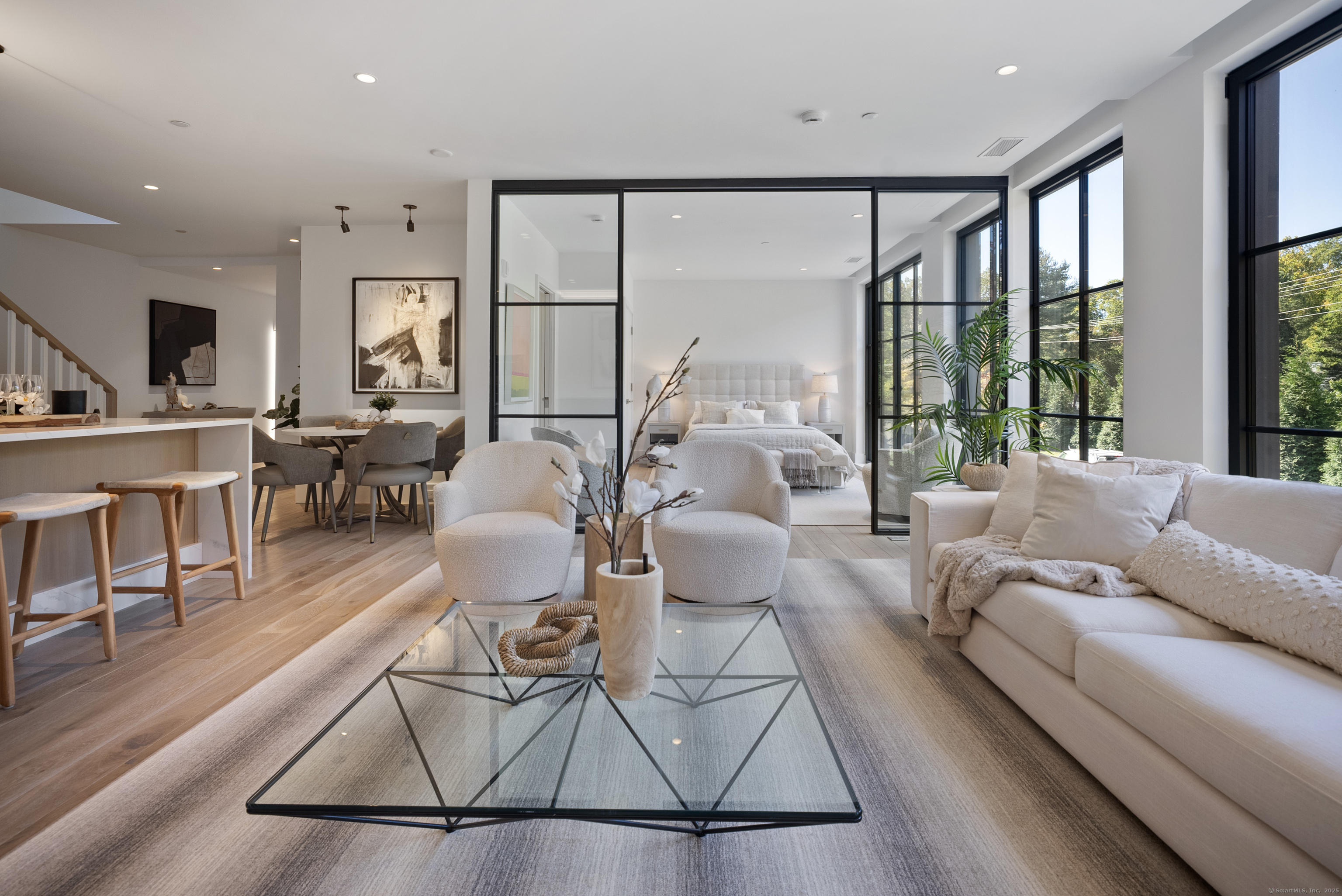 41 Richmondville Avenue Duplex 2