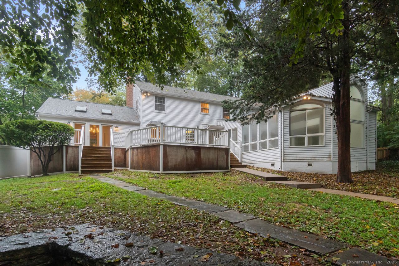 16 Forest Hills Drive