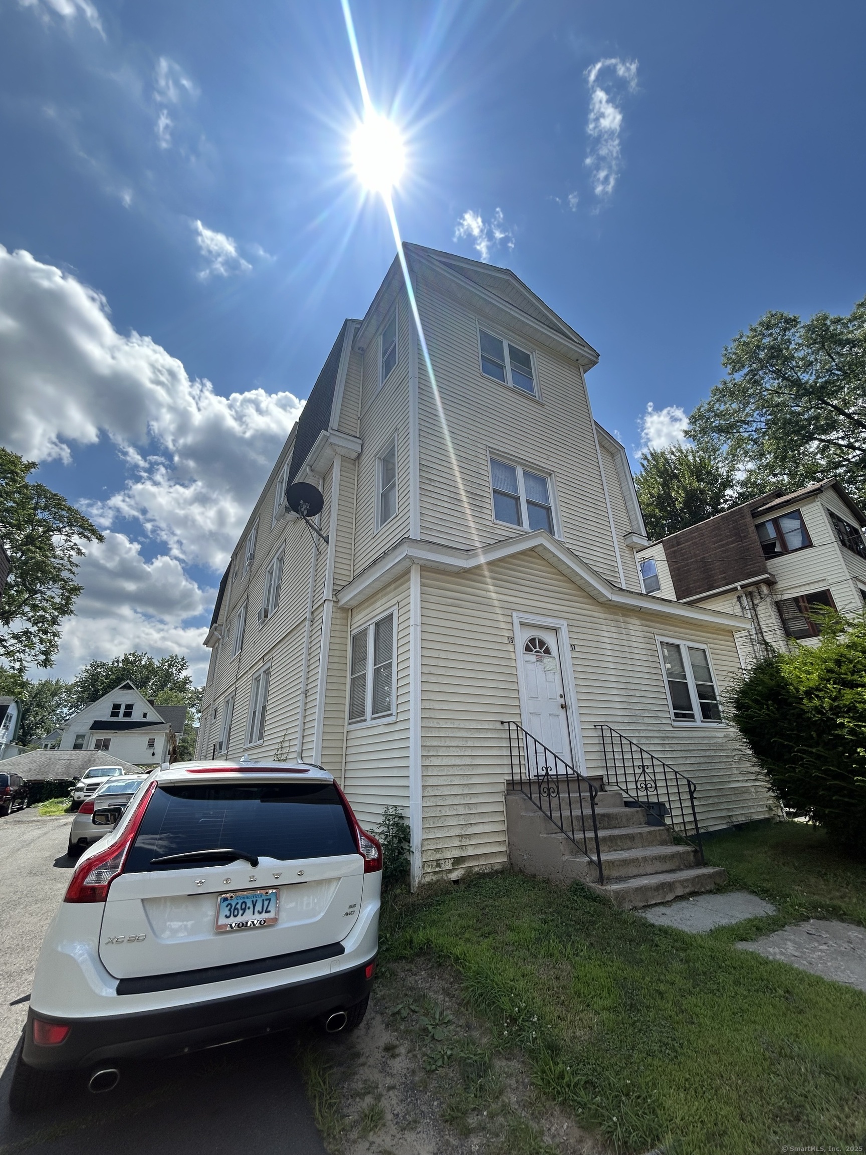 17 Rockville Street