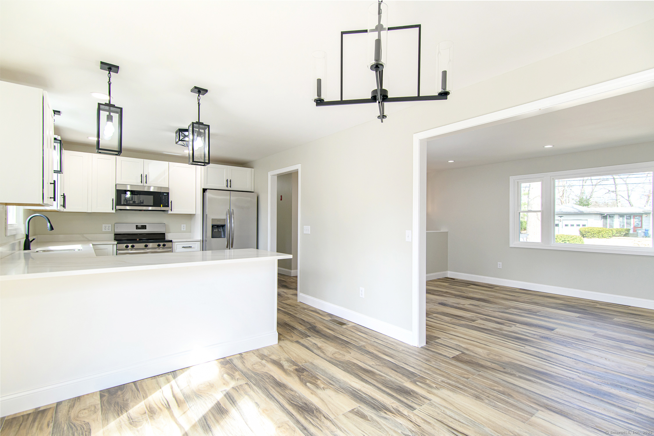 Killingly, Connecticut 06239, United States, 3 Bedrooms Bedrooms, ,2 BathroomsBathrooms,Residential,Active,87766