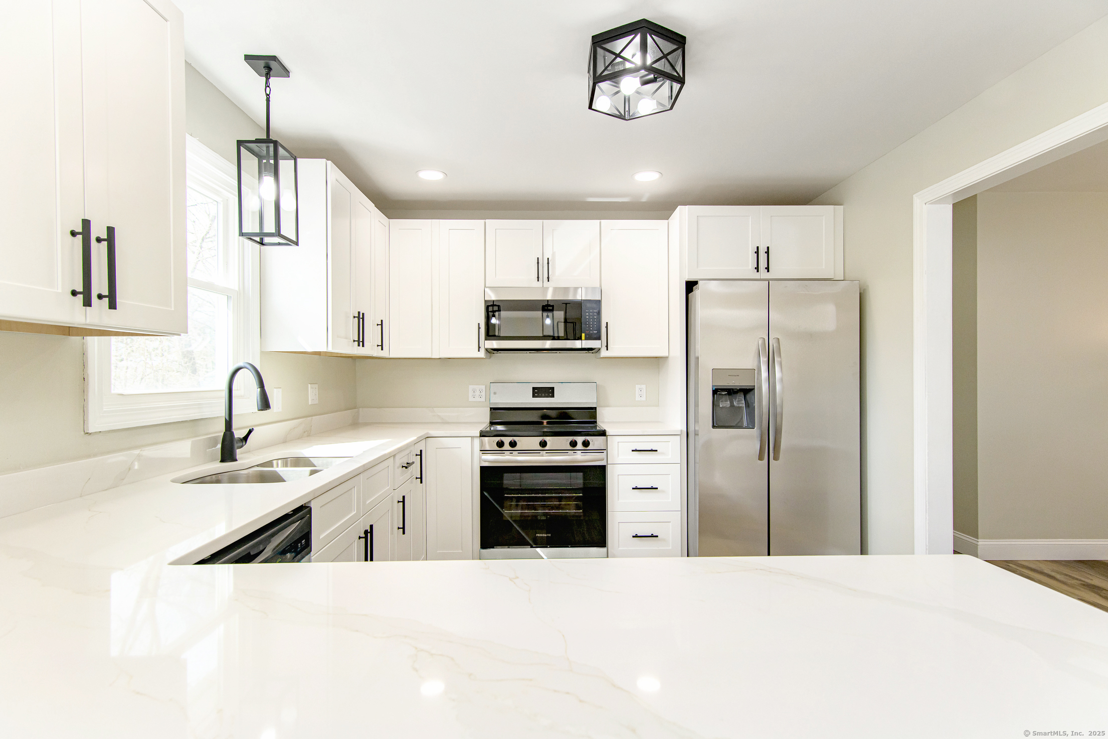 Killingly, Connecticut 06239, United States, 3 Bedrooms Bedrooms, ,2 BathroomsBathrooms,Residential,Active,87766