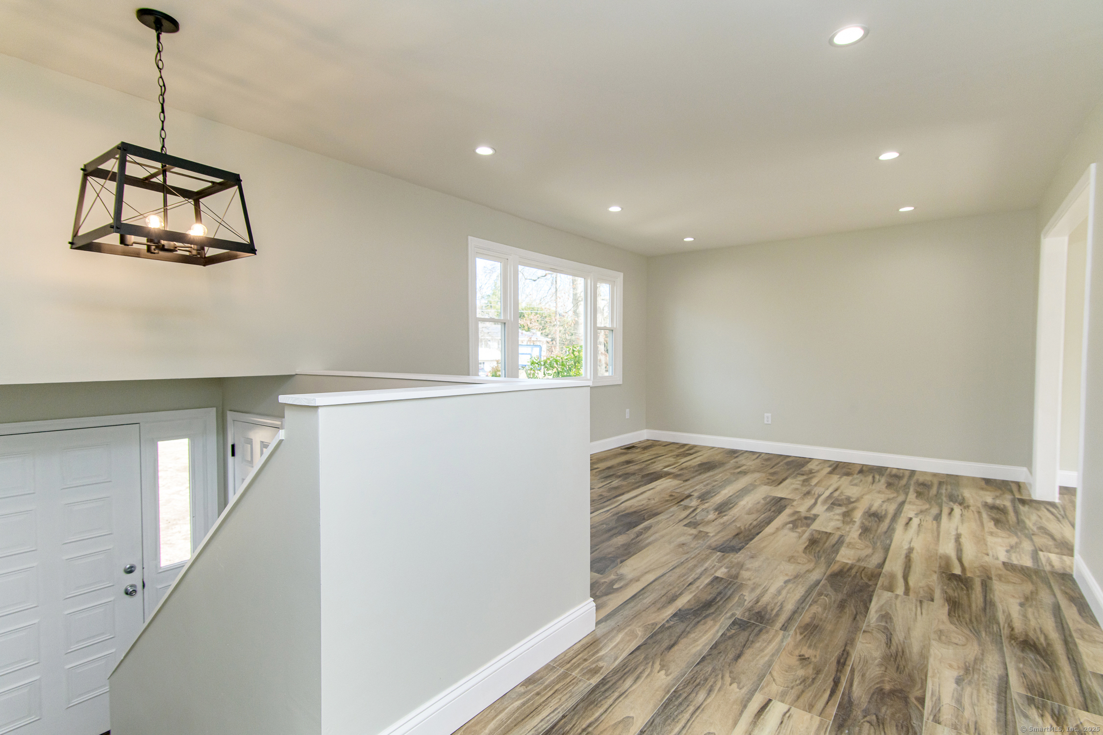 Killingly, Connecticut 06239, United States, 3 Bedrooms Bedrooms, ,2 BathroomsBathrooms,Residential,Active,87766