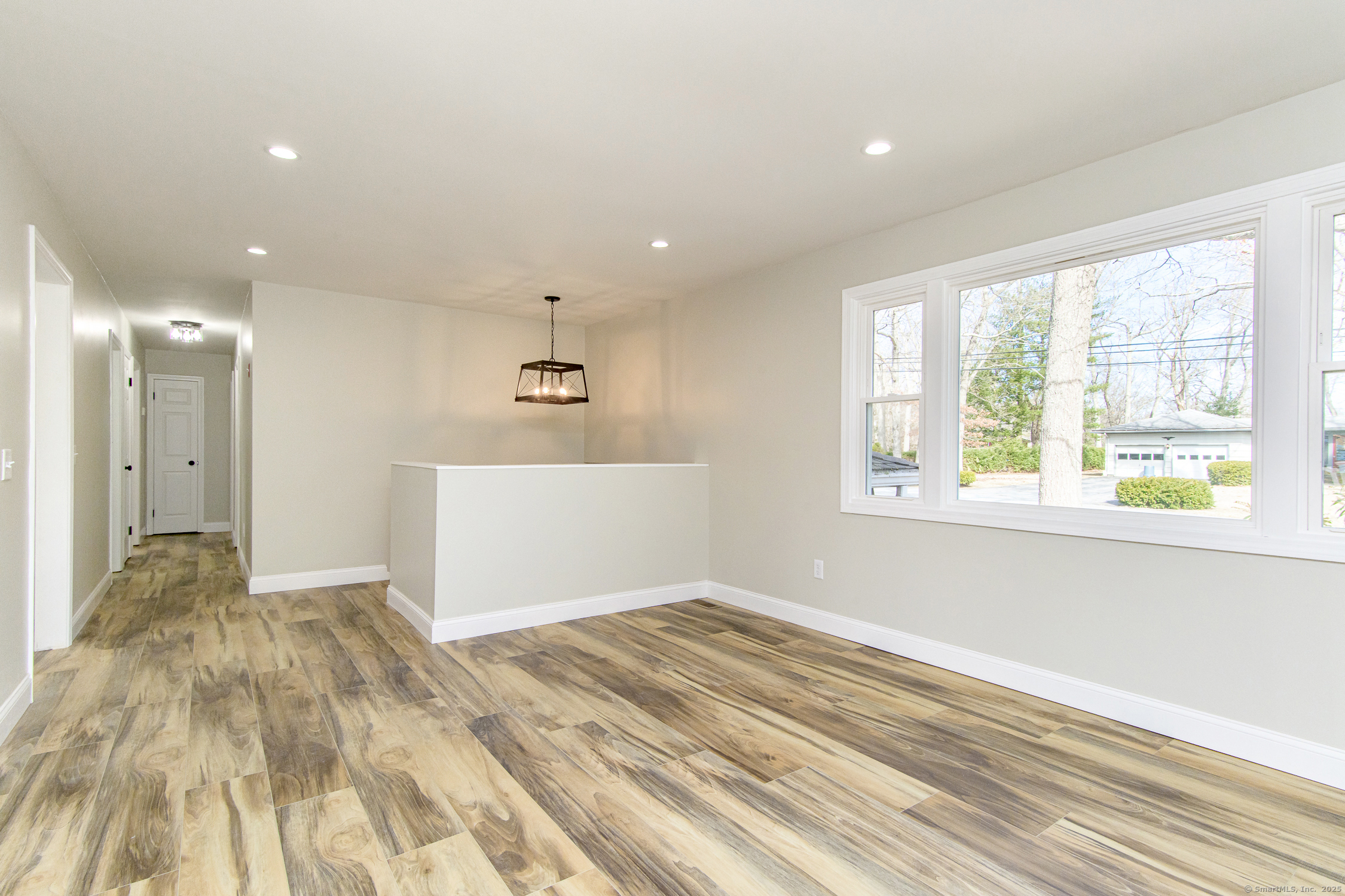 Killingly, Connecticut 06239, United States, 3 Bedrooms Bedrooms, ,2 BathroomsBathrooms,Residential,Active,87766