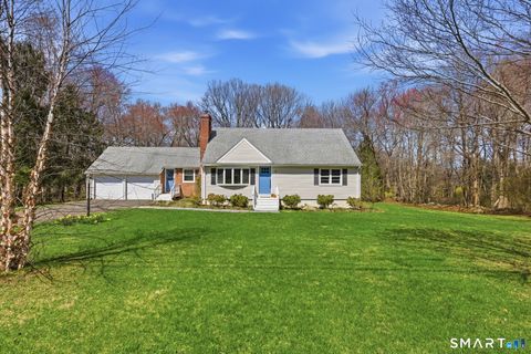 Photo of 6 Fieldstone Drive, Newtown, CT 06470 (MLS # 24165703)