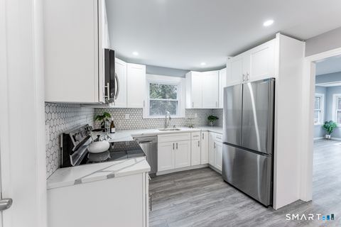 Tiny photo for 4 Ingleside Road, New Fairfield, CT 06812 (MLS # 24165433)