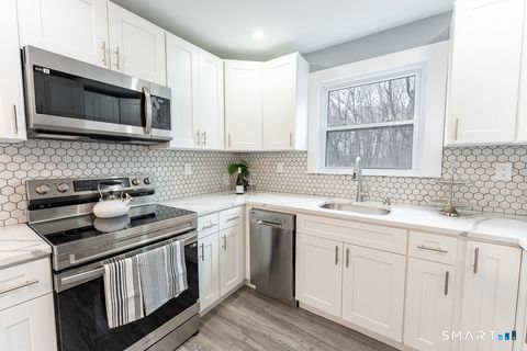 Tiny photo for 4 Ingleside Road, New Fairfield, CT 06812 (MLS # 24165433)