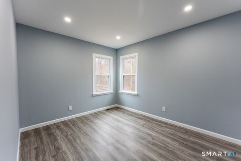 Tiny photo for 4 Ingleside Road, New Fairfield, CT 06812 (MLS # 24165433)