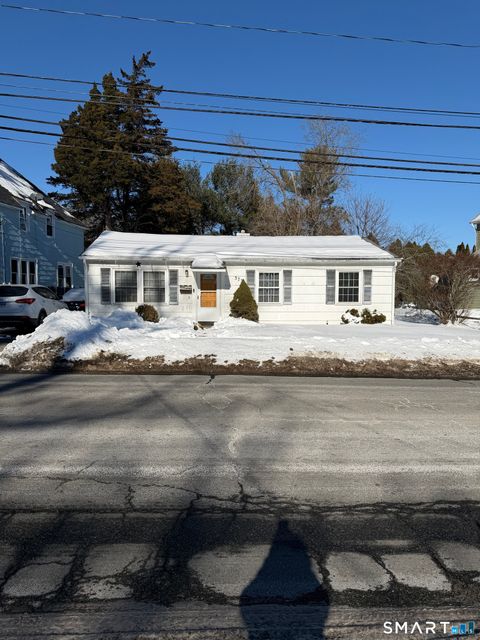 Photo of 373 Jefferson Avenue, New London, CT 06320 (MLS # 24152037)