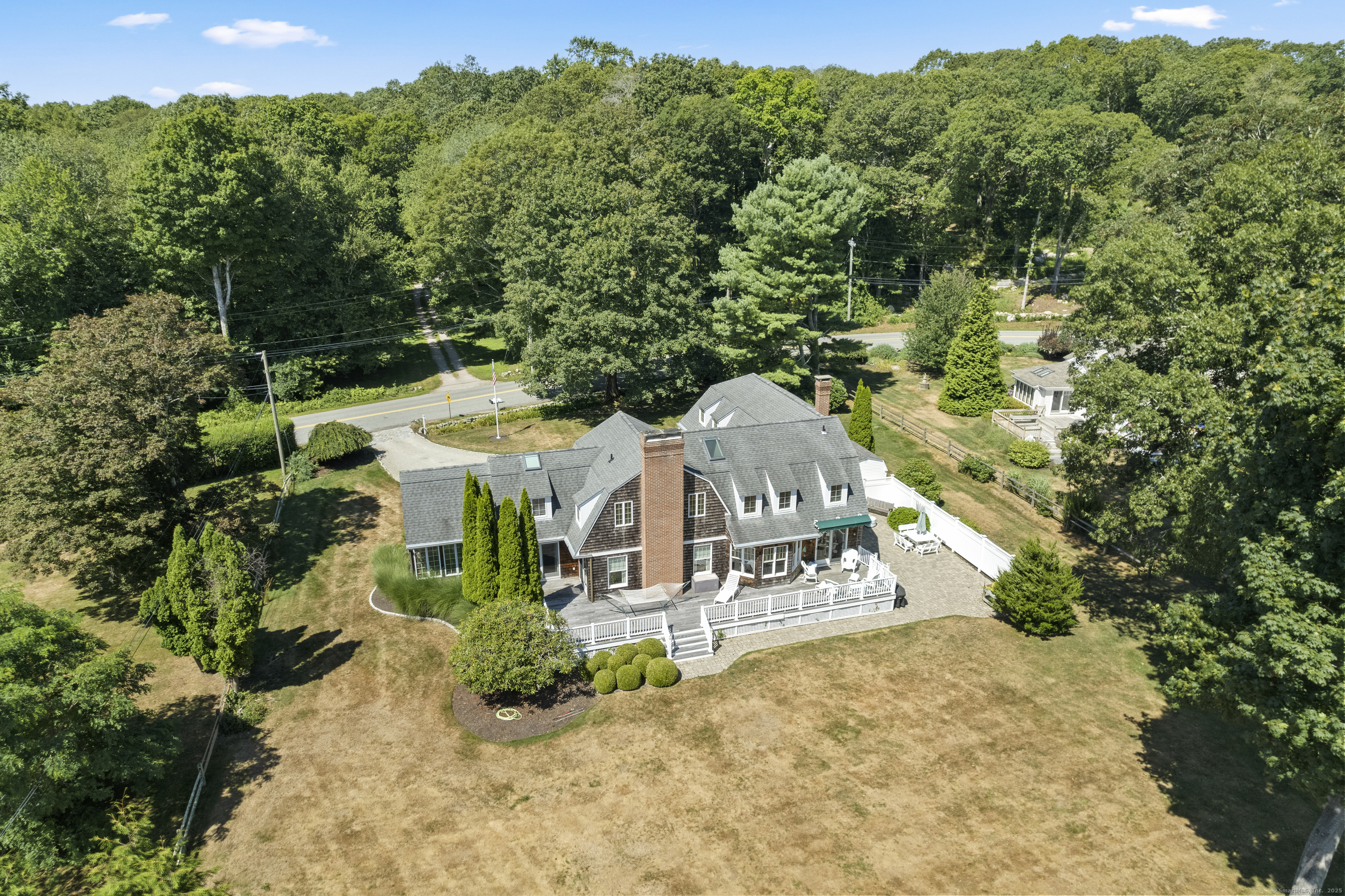 30 Cove Road