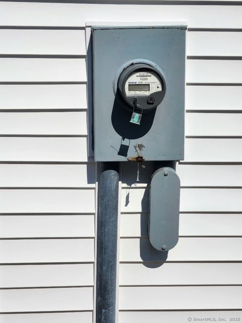 Tiny photo for 458 Ocean Avenue, New London, CT 06320 (MLS # 24151274)