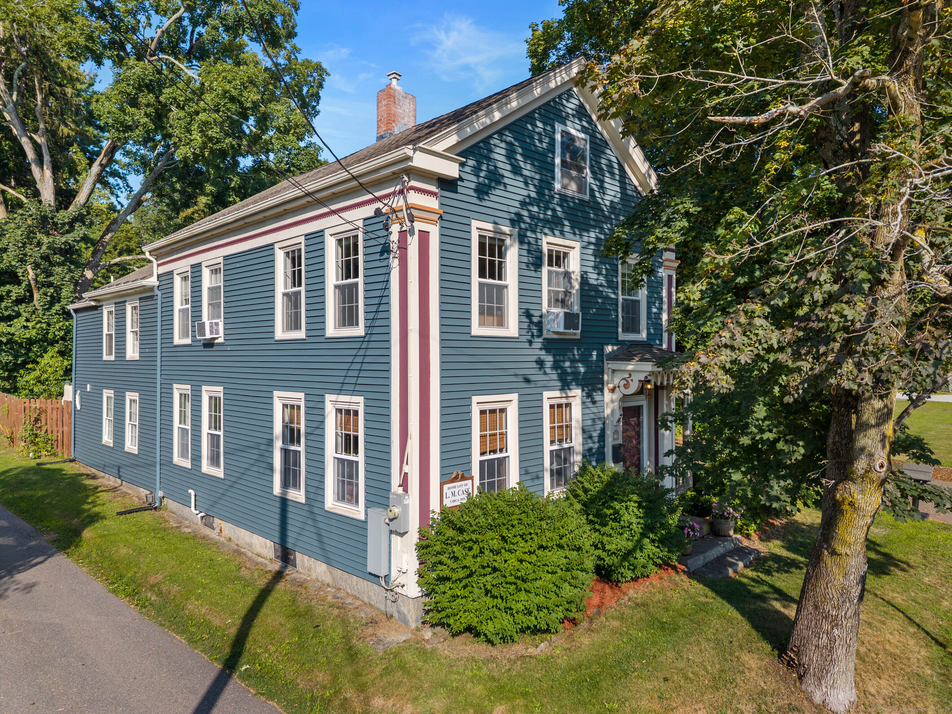 77 West Town Street