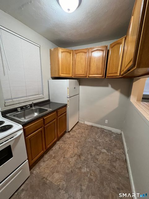 Photo of 276 276 Collins Street Street #109, Hartford, CT 06105 (MLS # 24153183)