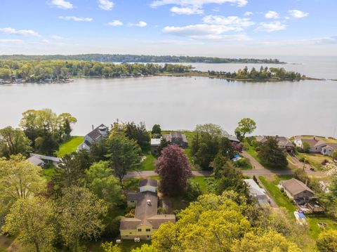 55 Harbor View Road Guilford CT 06437