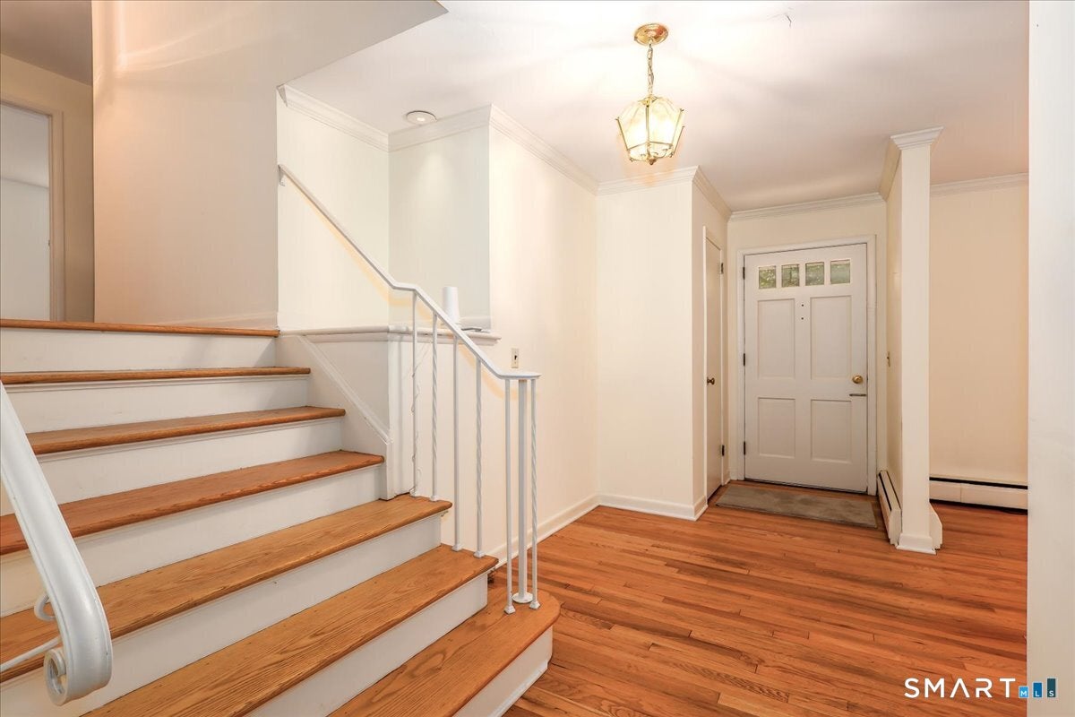 51 Glen Hill Road