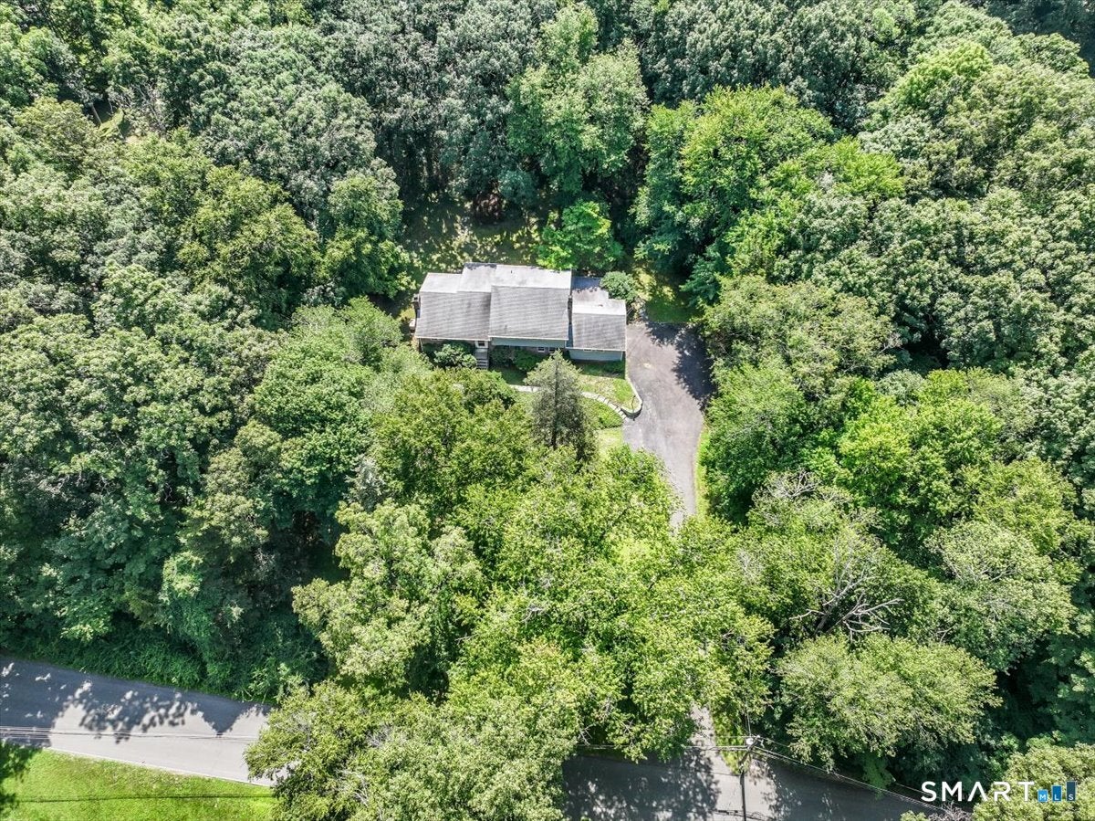 51 Glen Hill Road