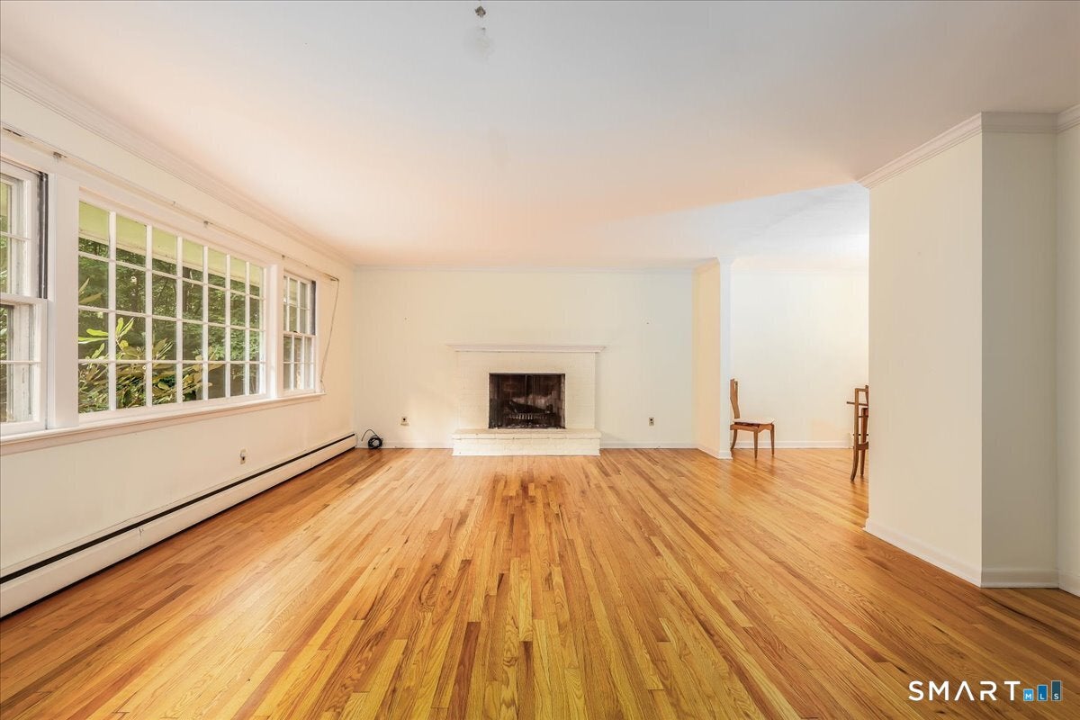 51 Glen Hill Road