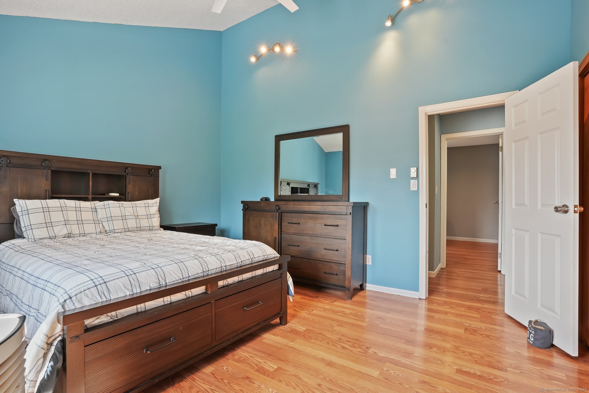 895 Matthews Street #APT 46, Bristol, Connecticut image 17
