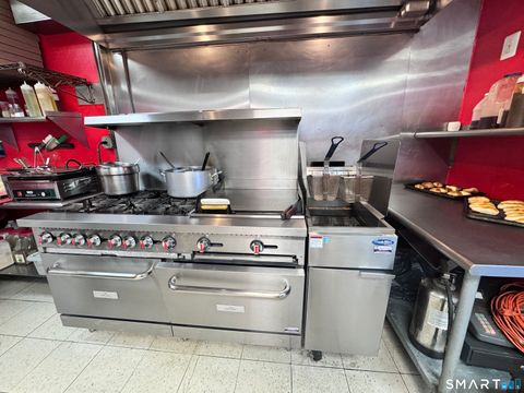 Tiny photo for Summer Street #4, Stamford, CT 06905 (MLS # 24157727)