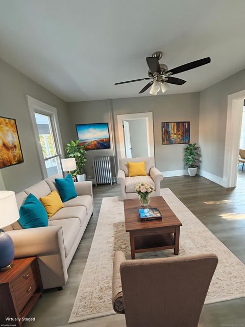 26 Jefferson Avenue New London CT 06320