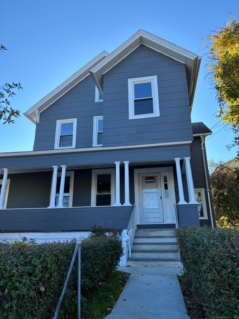 Photo of 26 Jefferson Avenue, New London, CT 06320 (MLS # 24135103)