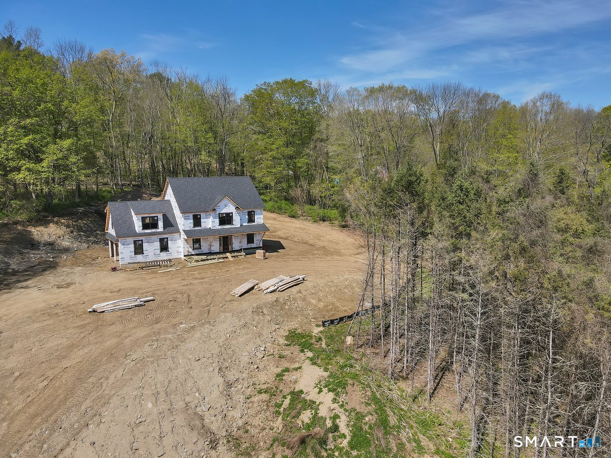 Lot 106 South Street Extension