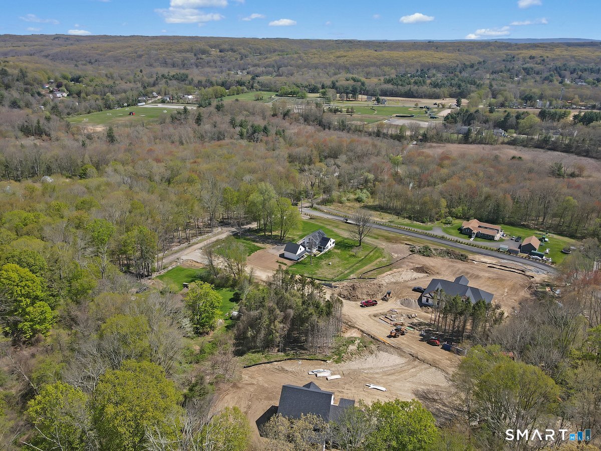 Lot 106 South Street Extension
