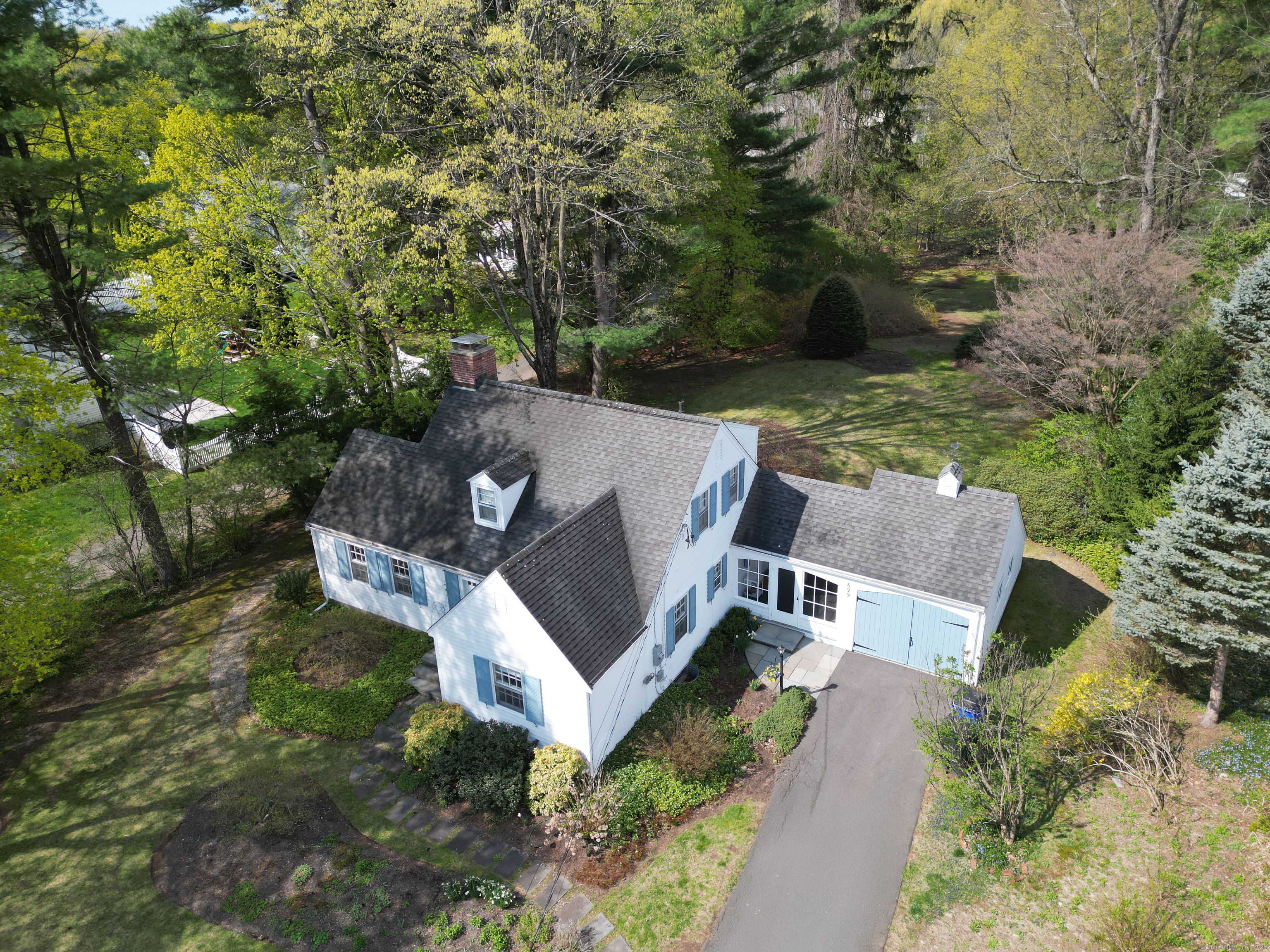 699 Mountain Road, West Hartford, Connecticut image 37
