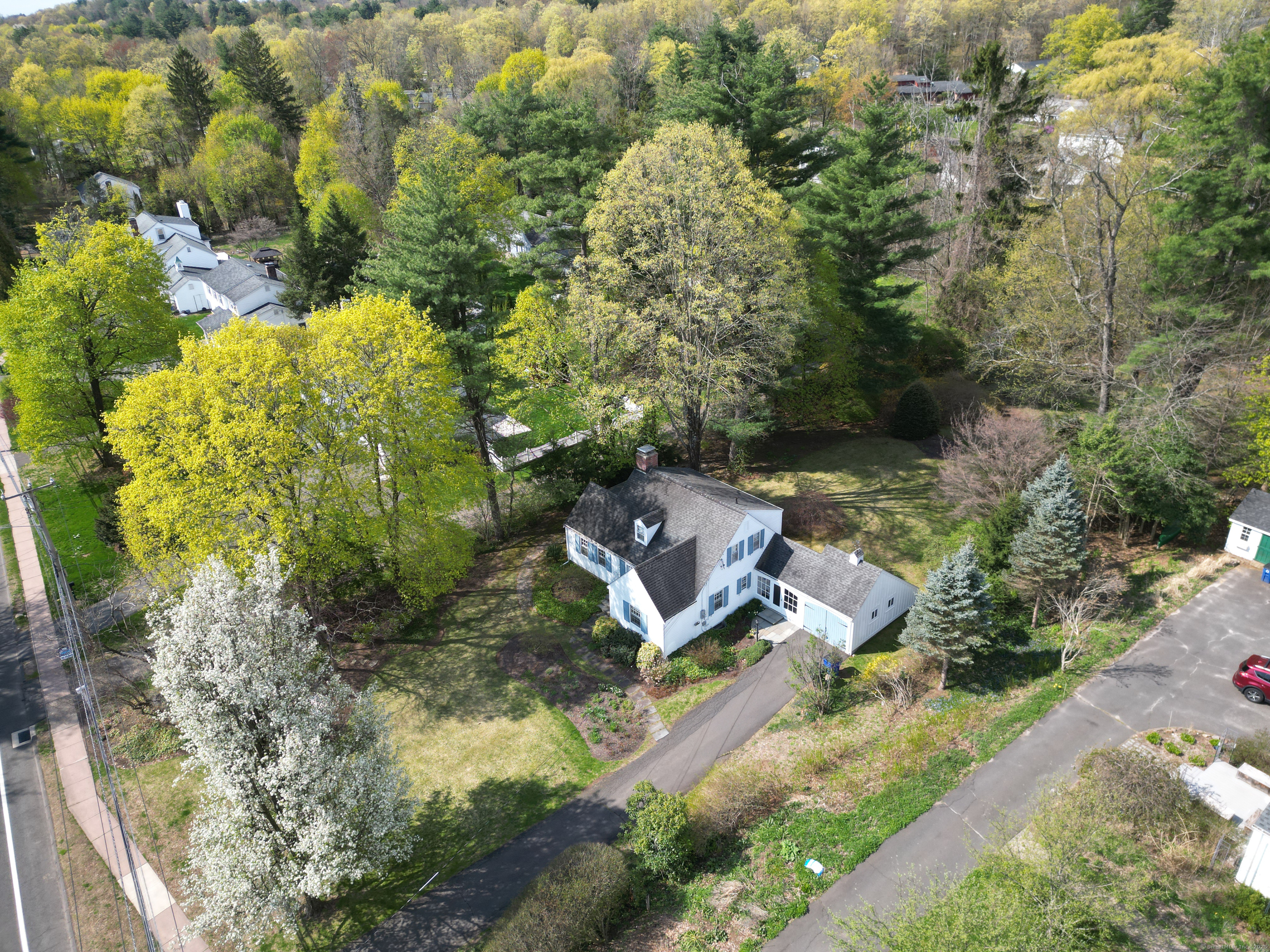 699 Mountain Road, West Hartford, Connecticut image 35