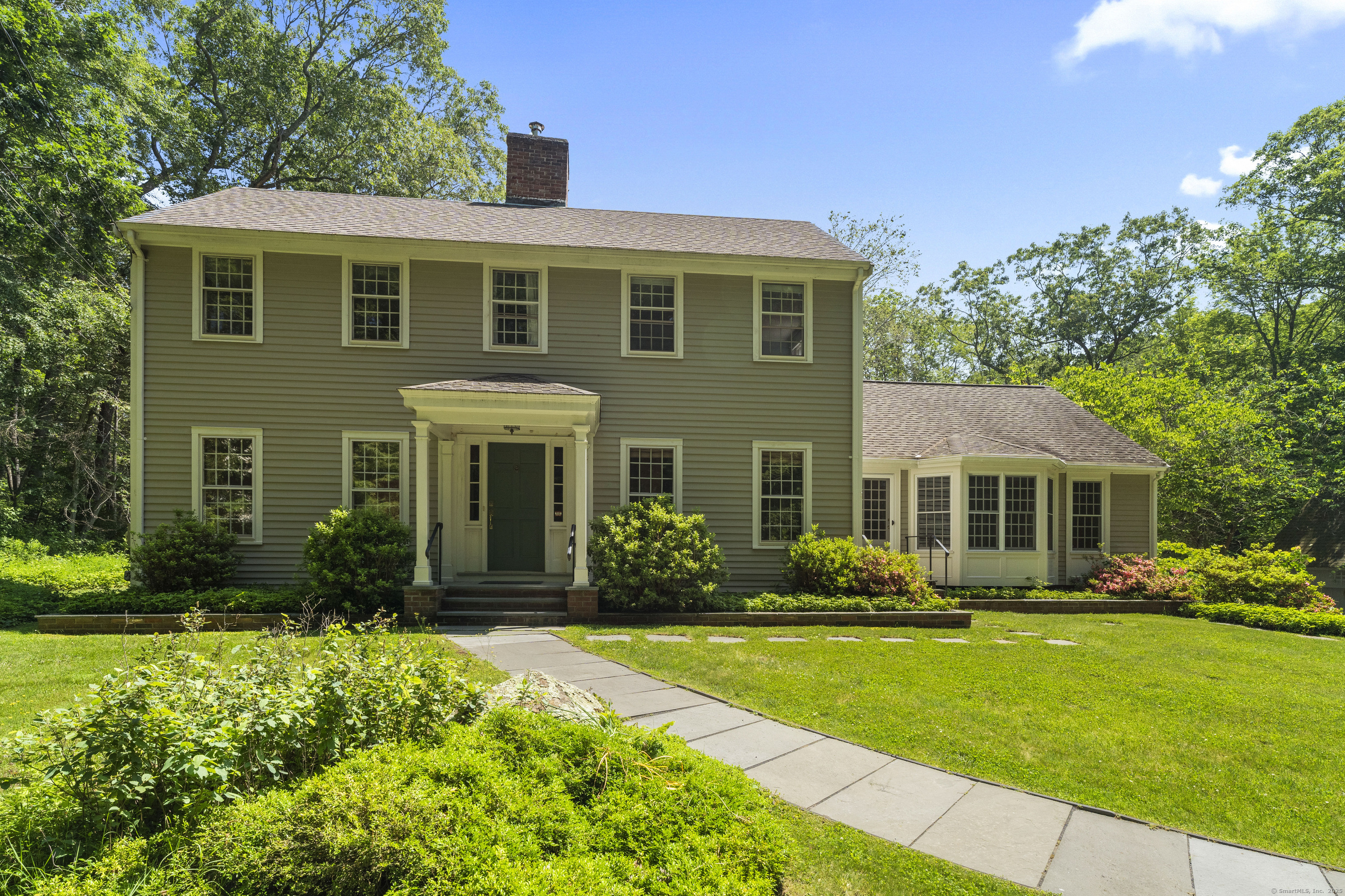 10 Mill Pond Lane
