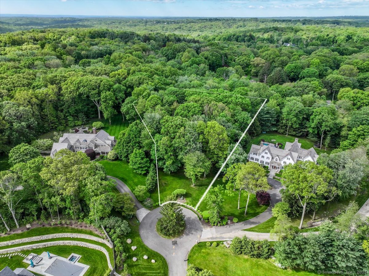 Hills End Lane, Weston, Connecticut -  - 