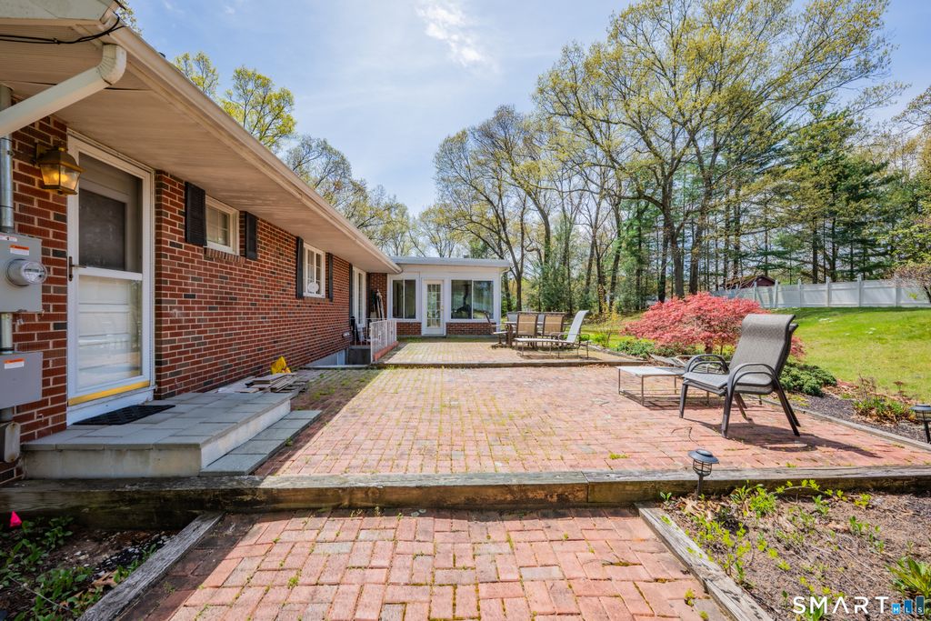 Photo of 25 Doria Lane, South Windsor, CT 06074 (MLS # 24165130)